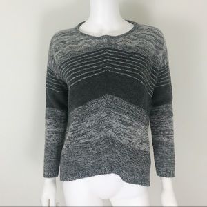Express XS/S Sweater Gray Ombré asymmetrical Hem, Free beauty gift with purchase